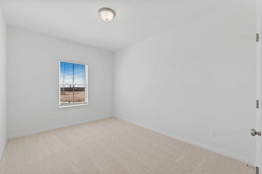 Spacious, unfurnished interior of a new home in The Colony - 45', Bastrop (Image 17).