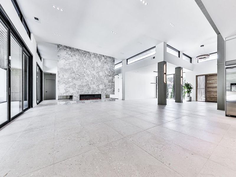 Spacious, unfurnished interior of a new home in , Marietta (Image 27). Spacious, unfurnished interior of a new home in , Marietta (Image 27).