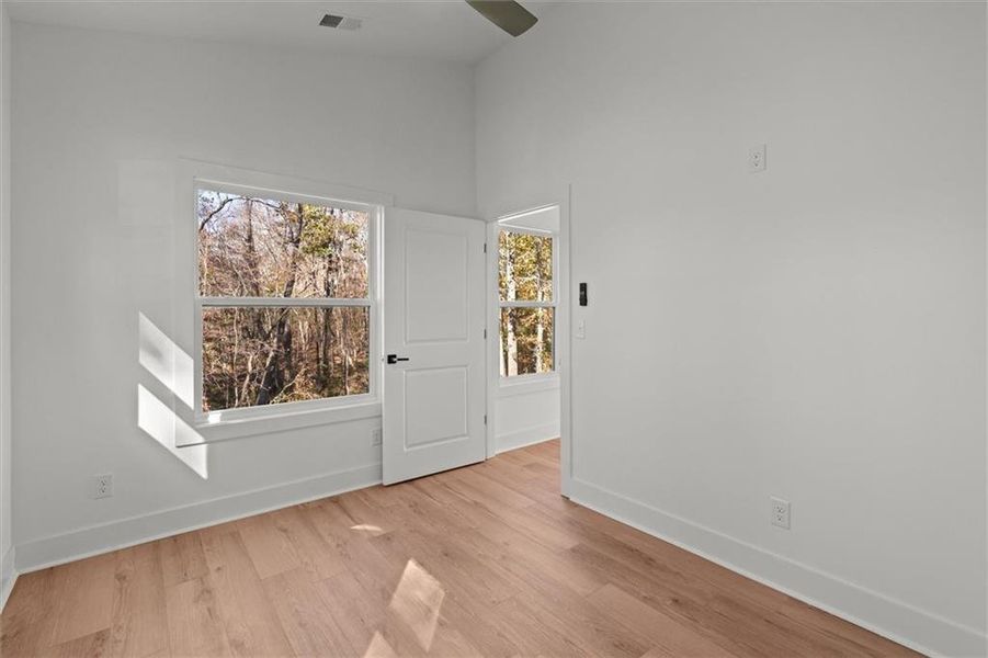 Spacious, unfurnished interior of a new home in , Villa Rica (Image 24).