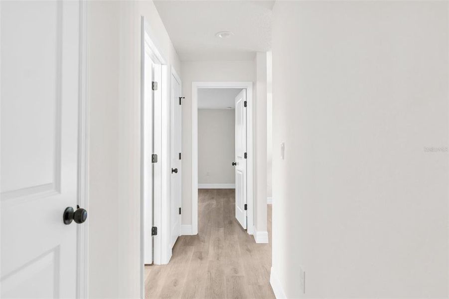 Spacious, unfurnished interior of a new home in , Spring Hill (Image 30).