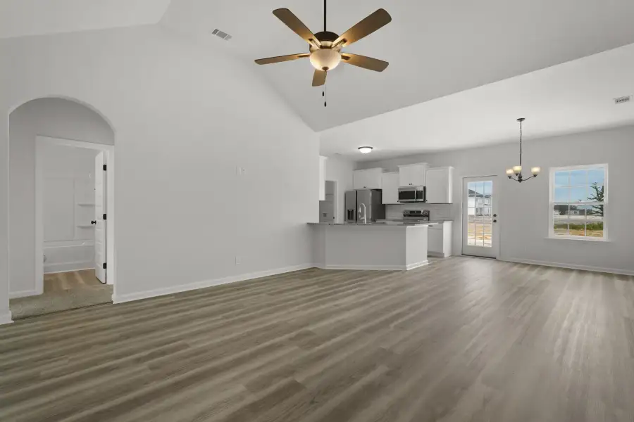 Representative unfurnished interior of a home built from the The Stafford by RTS Homes in Lakeside at Fifteen West, Hinesville (Image 21).