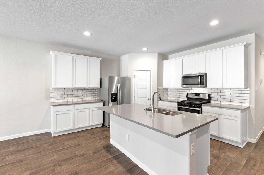 Furnished interior view inside a new home in , Anahuac (Image 7). Furnished interior view inside a new home in , Anahuac (Image 7).