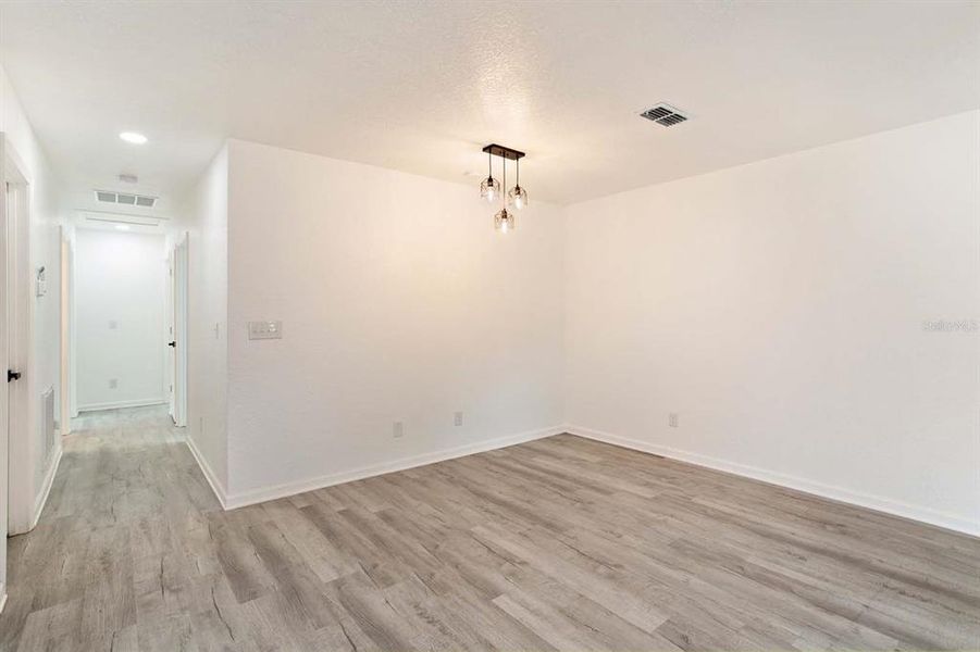 Spacious, unfurnished interior of a new home in , Webster (Image 22).