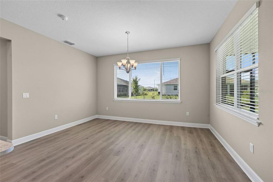 Spacious, unfurnished interior of a new home in , Ocala (Image 23).