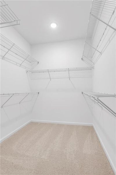 Spacious, unfurnished interior of a new home in Three Rivers, Rome (Image 25).