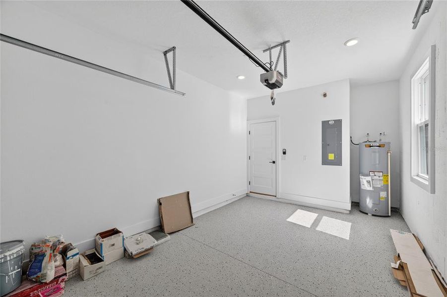 Spacious, unfurnished interior of a new home in , St. Petersburg (Image 47). Spacious, unfurnished interior of a new home in , St. Petersburg (Image 47).