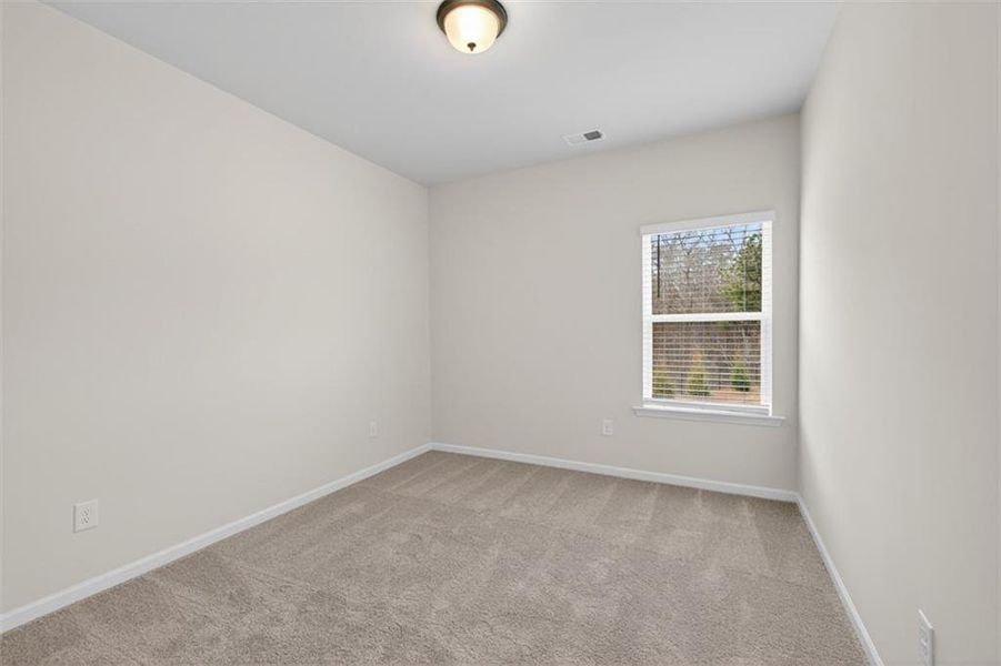 Spacious, unfurnished interior of a new home in Fuller Station, Loganville (Image 21).
