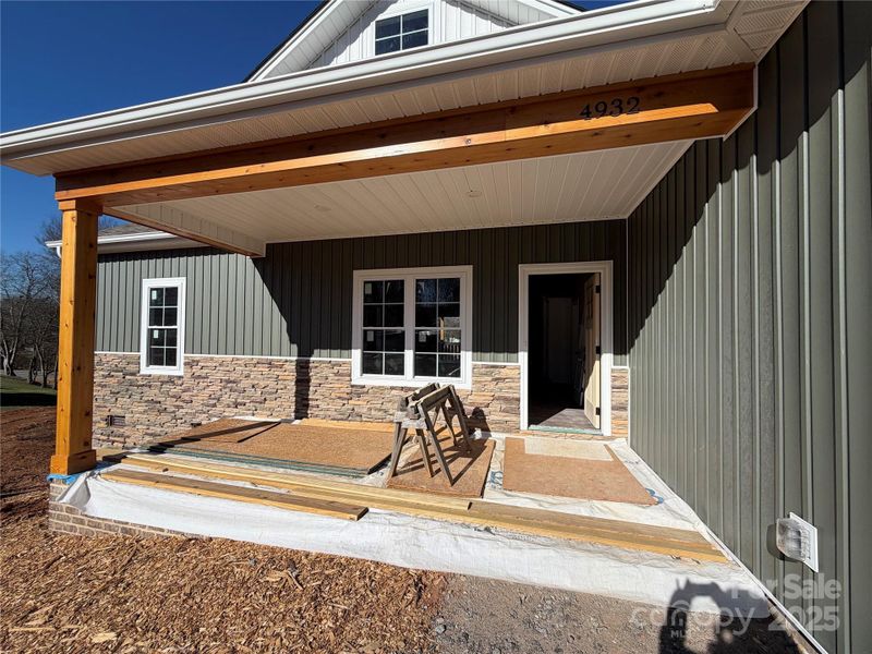 Exterior details and patio area of a home in , Hickory (Image 13).