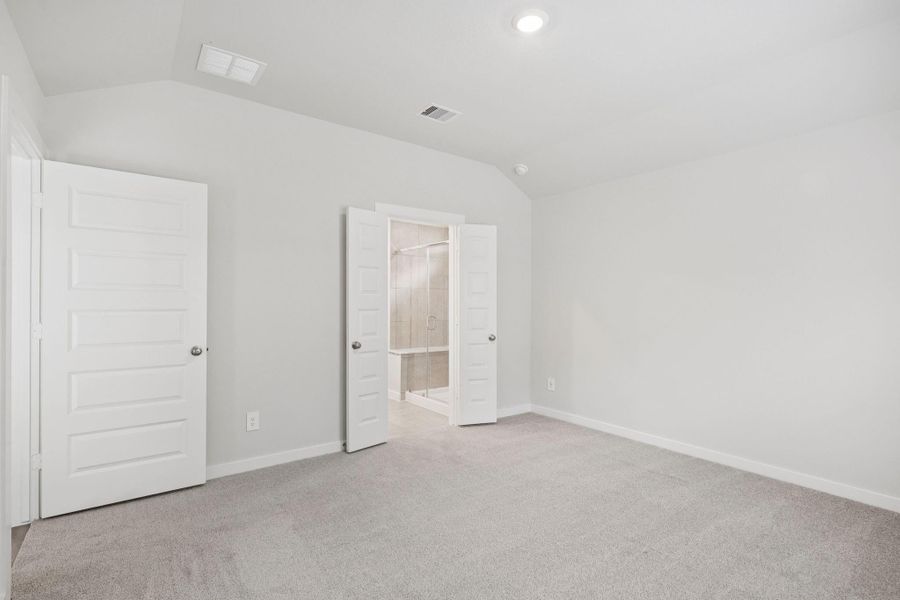 Spacious, unfurnished interior of a new home in , New Caney (Image 19).