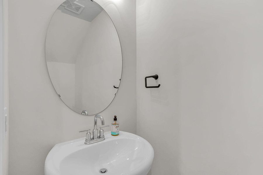 Close-up of interior finishes inside a home in , North Charleston (Image 18).