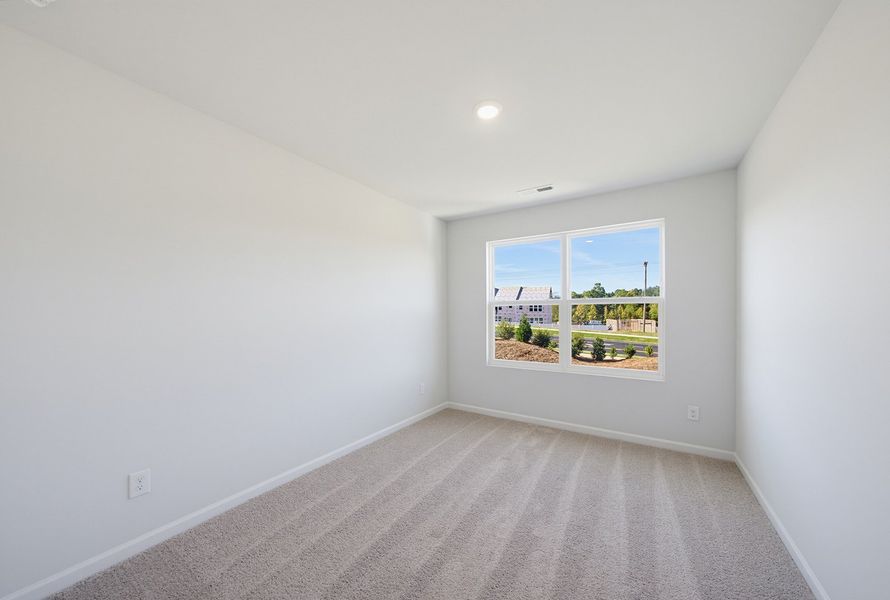 Spacious, unfurnished interior of a new home in Sweetbrier, Durham (Image 24).