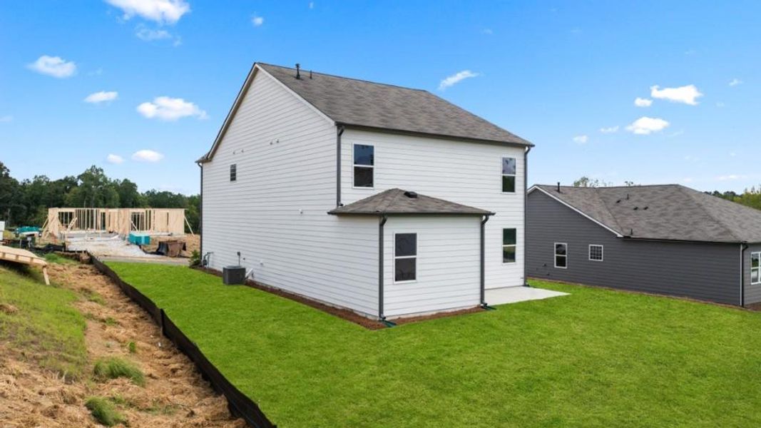 Exterior details and patio area of a home in Sheffield Highlands, Dallas (Image 4).