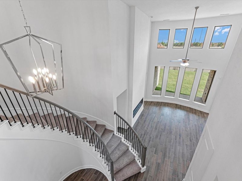 Representative image. Features, specifications, selections and colors may vary.