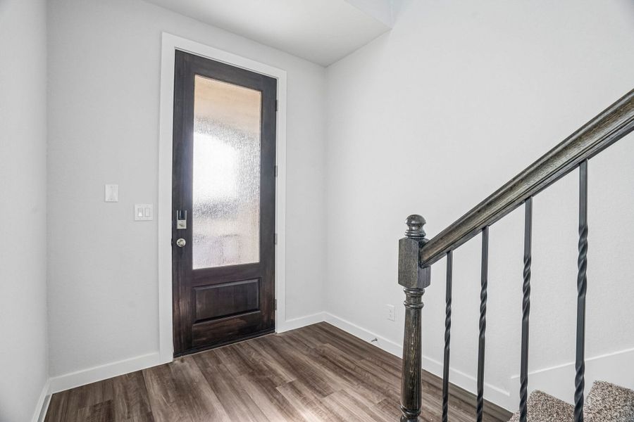 Spacious, unfurnished interior of a new home in The Meadows at Hunters Ranch, San Antonio (Image 12).