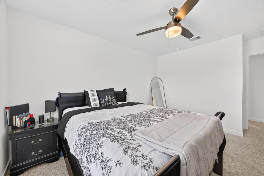 Furnished interior view inside a new home in Antigua, Houston (Image 16).