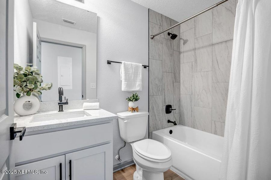 Furnished interior view inside a new home in , East Palatka (Image 15).