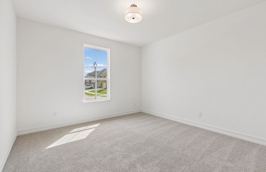 Representative unfurnished interior of a home built from the Azle by Pulte Homes in Wilson Creek Meadows, Celina (Image 22).