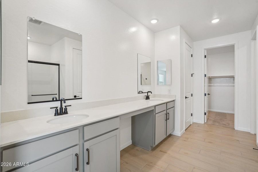 36-web-or-mls-W Brown St-S0104-036