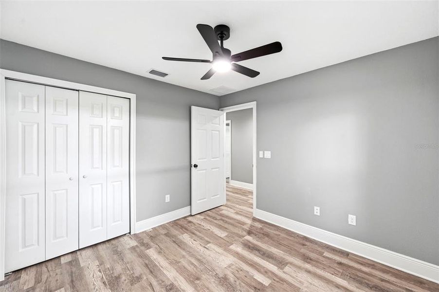 Spacious, unfurnished interior of a new home in , Plant City (Image 22).