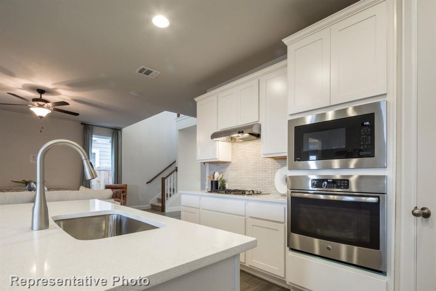 Representative furnished interior of a home built from the Hymeadow 2595 by Brohn Homes in Hymeadow, Maxwell (Image 22).