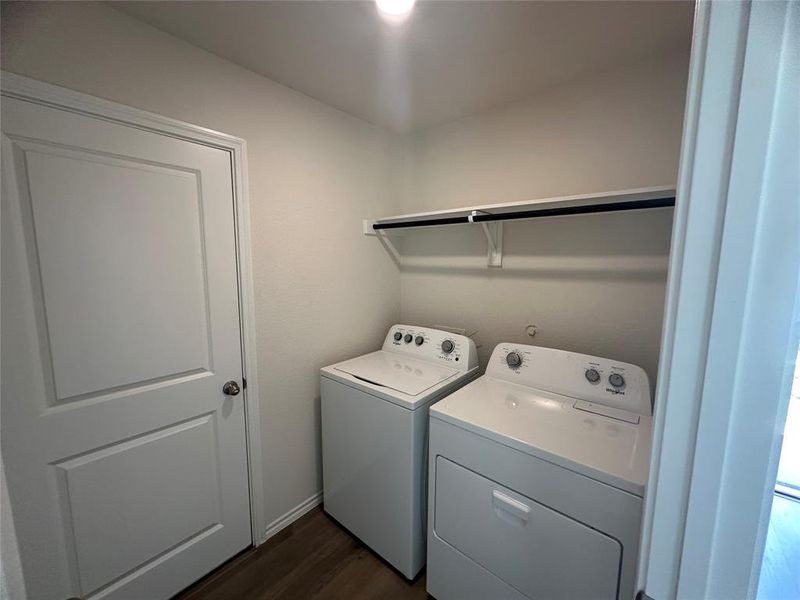 Furnished interior view inside a new home in Cartwright Ranch, Crandall (Image 4). Furnished interior view inside a new home in Cartwright Ranch, Crandall (Image 4).