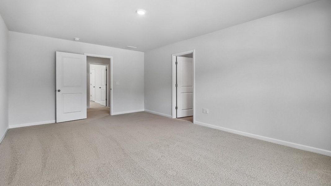 Spacious, unfurnished interior of a new home in Tyler - Home on the Lake, New Bern (Image 15).