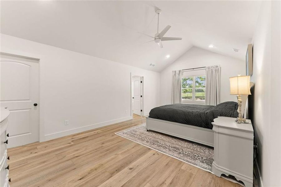 Image 73 of a home in .
