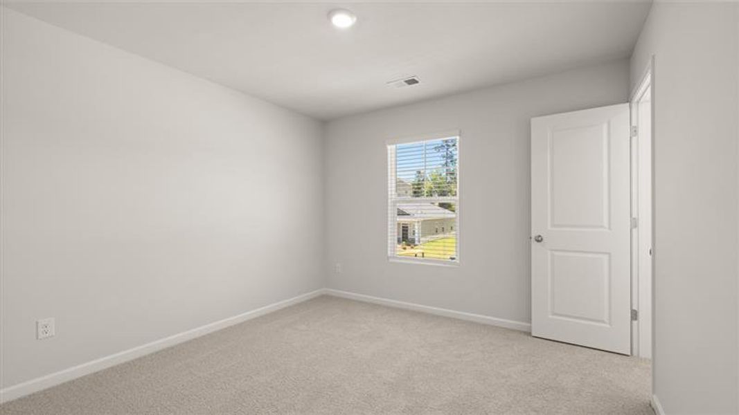 Spacious, unfurnished interior of a new home in Sherwood Manor, Atlanta (Image 23).