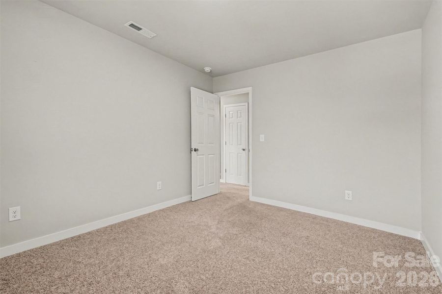 Spacious, unfurnished interior of a new home in , Charlotte (Image 26).
