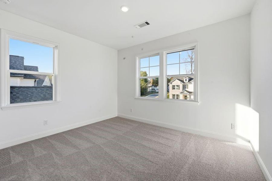 Spacious, unfurnished interior of a new home in Falls Creek, Flowery Branch (Image 20). Spacious, unfurnished interior of a new home in Falls Creek, Flowery Branch (Image 20).