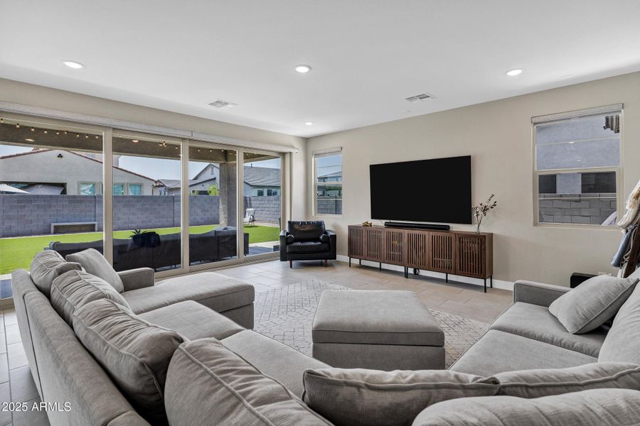 9631 E Rainbow Ave-18