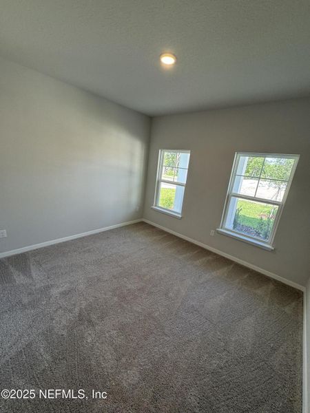 Spacious, unfurnished interior of a new home in Oak Creek Preserve, Jacksonville (Image 15). Spacious, unfurnished interior of a new home in Oak Creek Preserve, Jacksonville (Image 15).