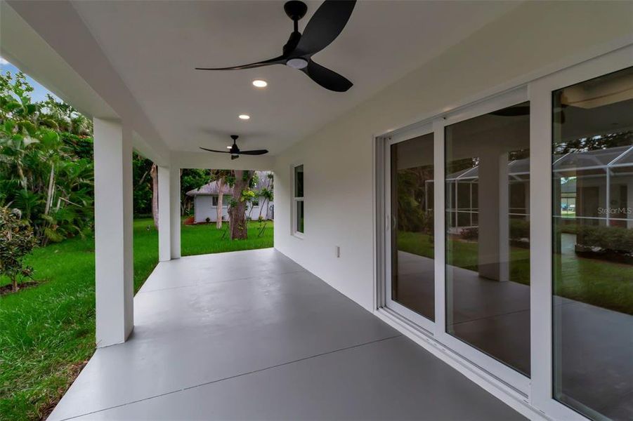 Exterior details and patio area of a home in , Venice (Image 37).