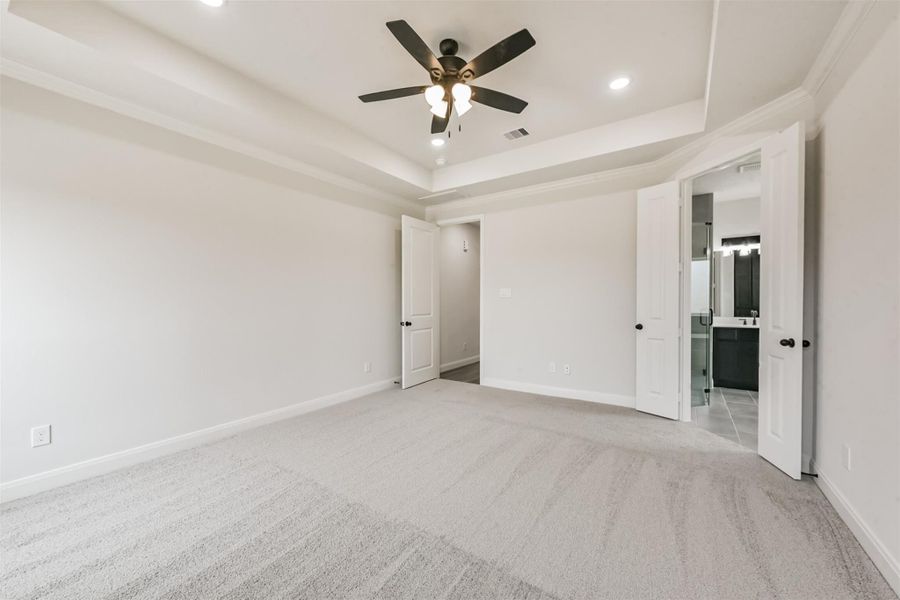 Spacious, unfurnished interior of a new home in , Baytown (Image 30).