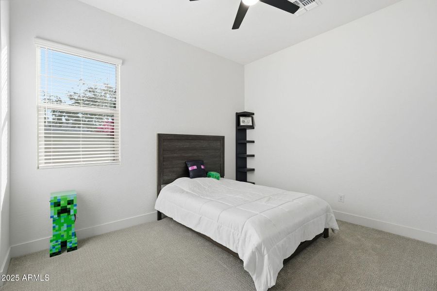 043_ListerPros 043_ListerPros