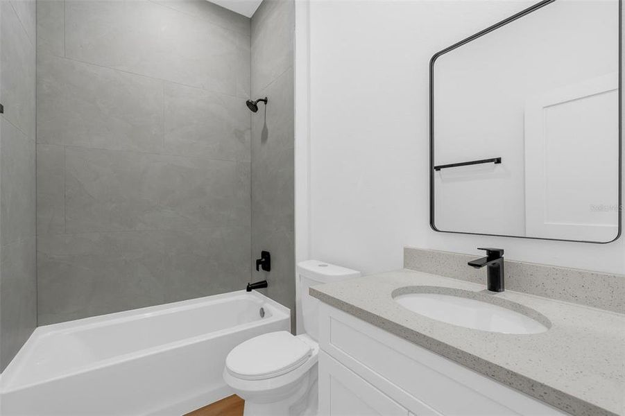 Furnished interior view inside a new home in , Ocala (Image 7).