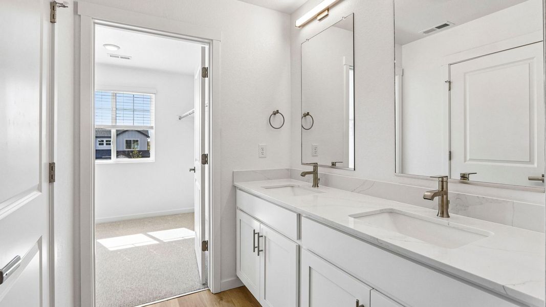 Furnished interior view inside a new home in Prairie Song, Windsor (Image 9).