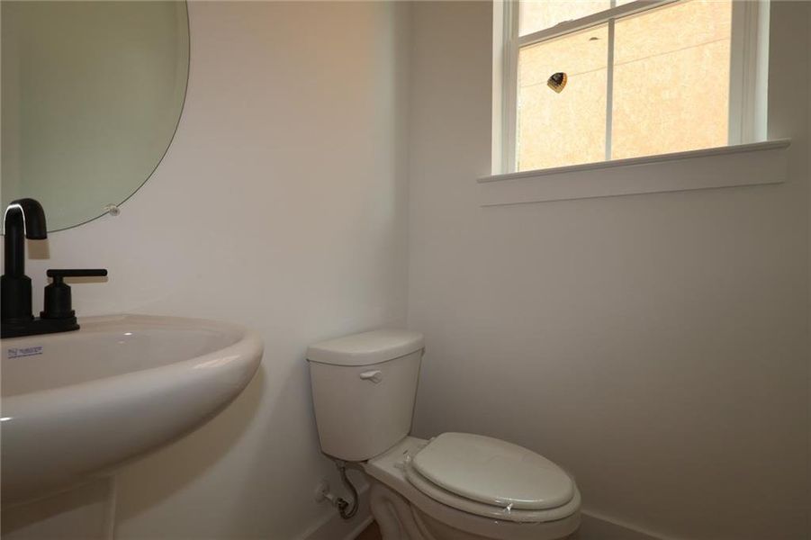Close-up of interior finishes inside a home in Celesta, Scottdale (Image 6).