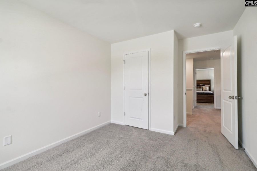 Spacious, unfurnished interior of a new home in Peachtree Hills, Lexington (Image 19).