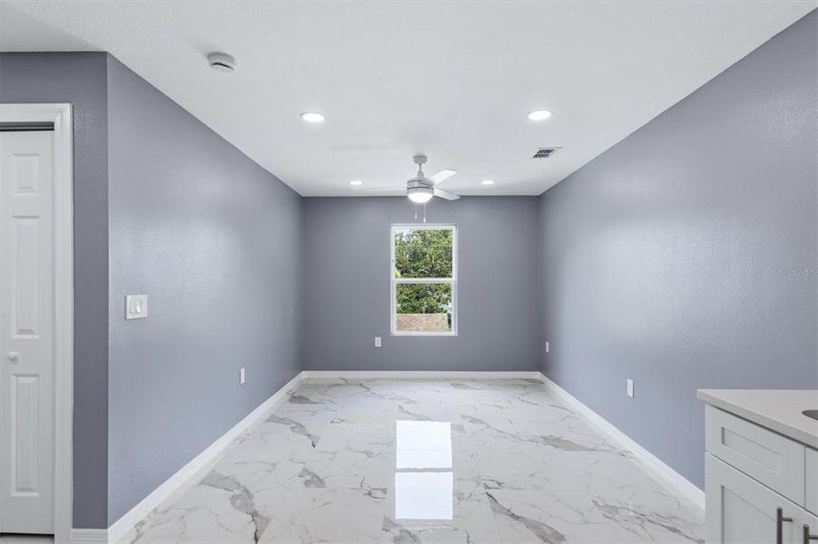 Spacious, unfurnished interior of a new home in , Bradenton (Image 30). Spacious, unfurnished interior of a new home in , Bradenton (Image 30).