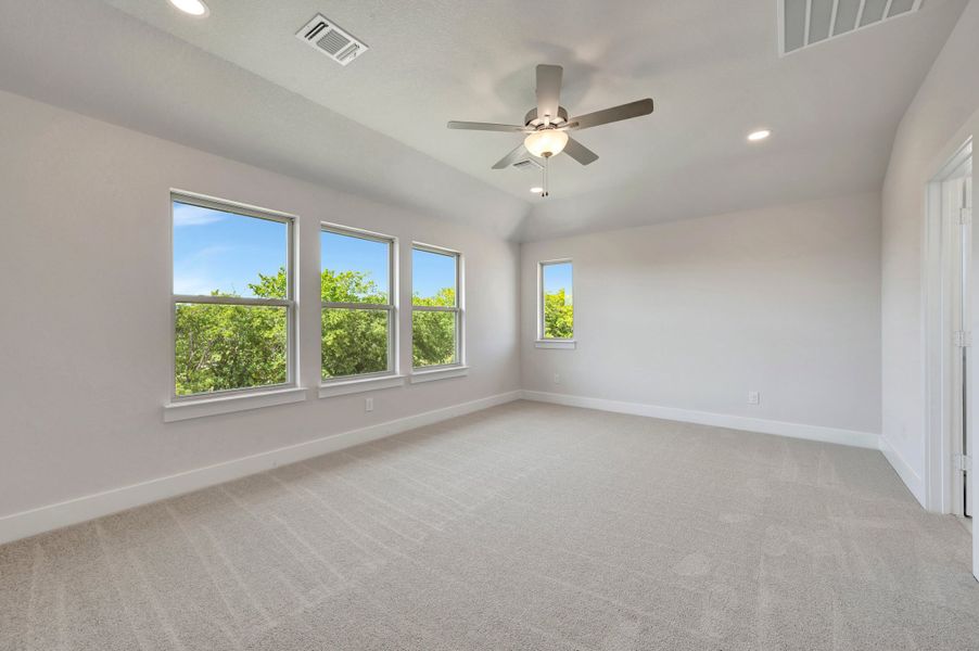 Spacious, unfurnished interior of a new home in Treeline, Justin (Image 31). Spacious, unfurnished interior of a new home in Treeline, Justin (Image 31).