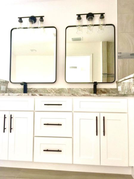 Image 14 of a home in .