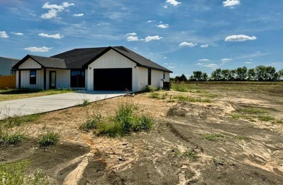 Image 34 of a home in .