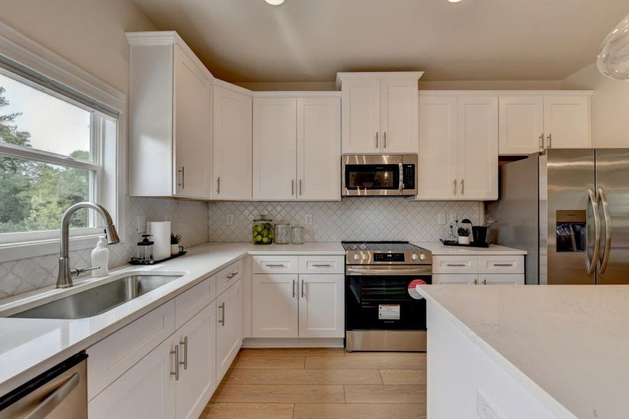 Furnished interior view inside a new home in Magnolia Grove, Mableton (Image 60). Furnished interior view inside a new home in Magnolia Grove, Mableton (Image 60).