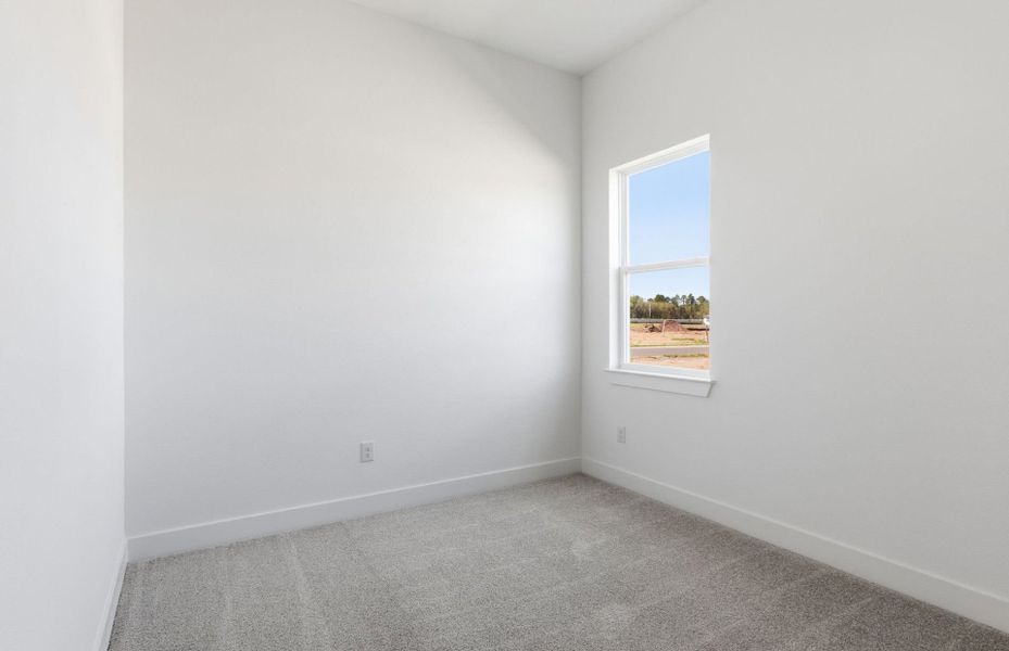 Spacious, unfurnished interior of a new home in Del Webb River Reserve, Spring Hill (Image 21). Spacious, unfurnished interior of a new home in Del Webb River Reserve, Spring Hill (Image 21).