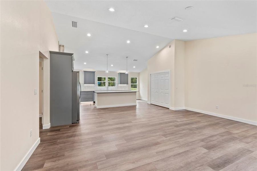 Spacious, unfurnished interior of a new home in , Georgetown (Image 24).