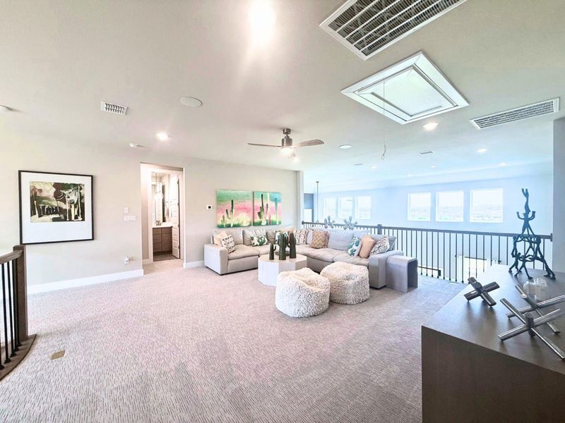 Image 38 of a home in Crescent Bluff.