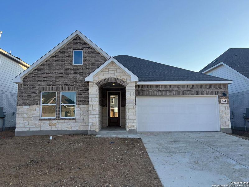 Image 32 of a home in Nopal Valley.