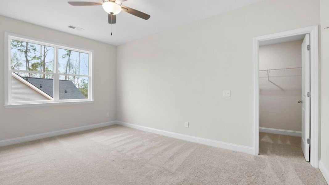 Spacious, unfurnished interior of a new home in Briargate, Fountain Inn (Image 31).