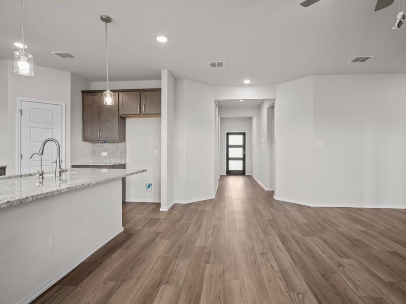 Spacious, unfurnished interior of a new home in Meadow Ridge Estates, Josephine (Image 15).